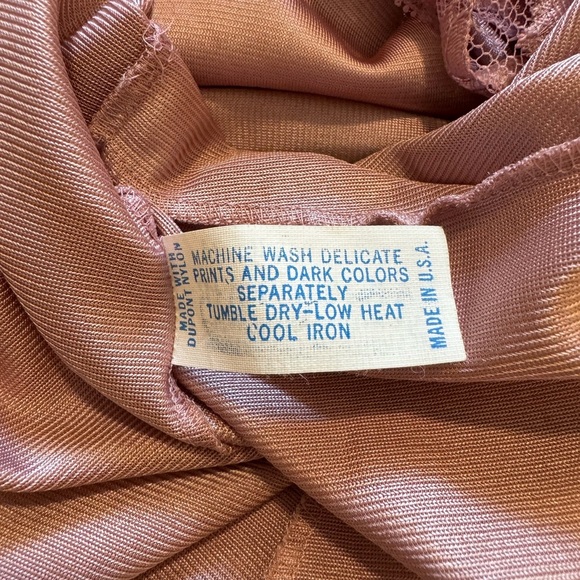 VTG VANITY FAIR Cami Top Lace Trim Lingerie Camisole Sz 34 Baby Doll Sexy Pink - Picture 7 of 7